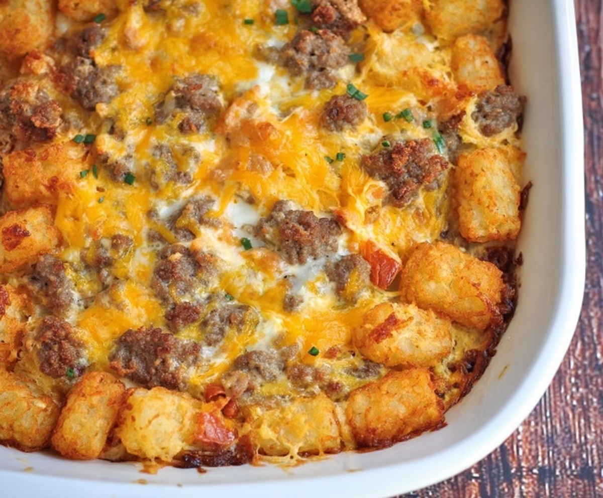 Tater Tot Sausage Breakfast Casserole