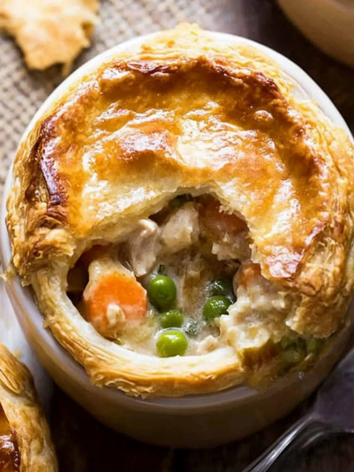 Hearty Chicken Pot Pie with Creamy Comfort in Every Bite