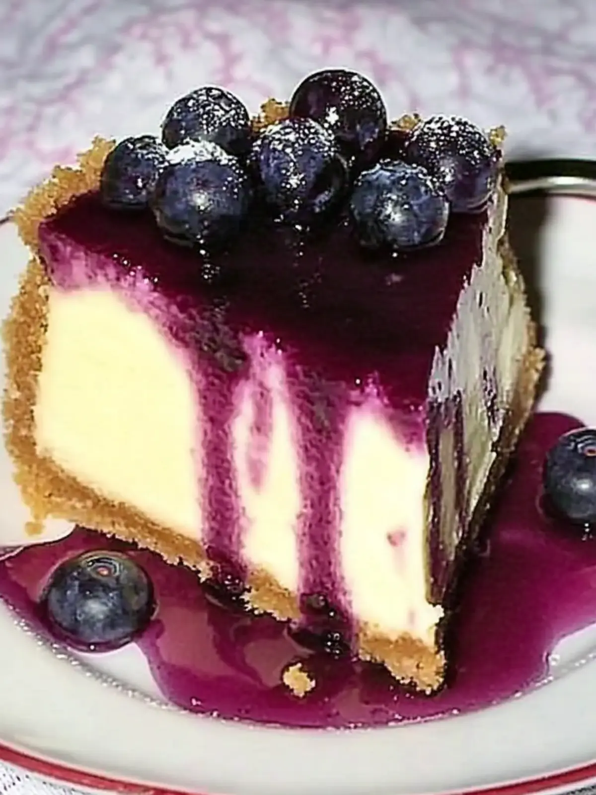 White Chocolate Blueberry Cheesecake