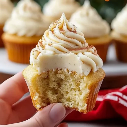 Delicious Eggnog Cupcakes