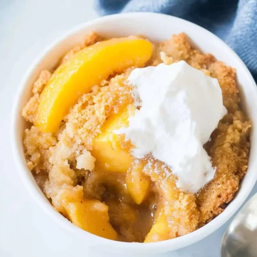 Slow Cooker Peach Cobbler