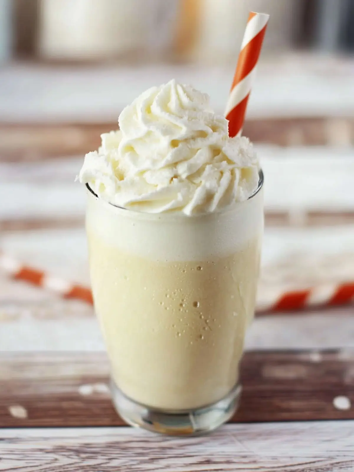 Cool and Creamy Vanilla Bean Frappuccino Recipe You’ll Love